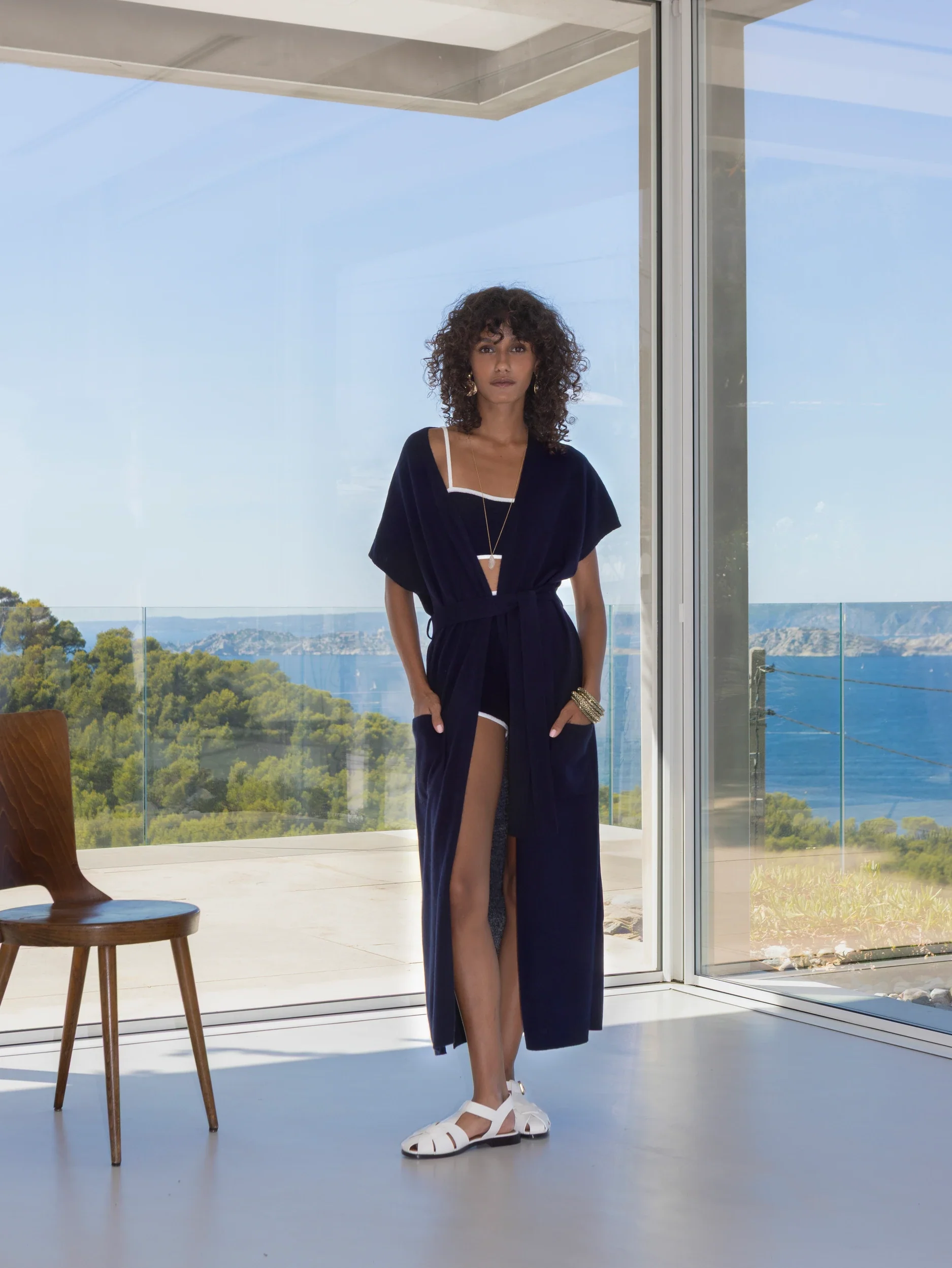 Cashmere kurze Hose in Navy - Image 7